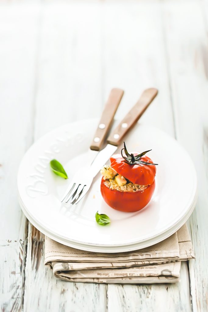 Pomodori ripieni con Parmigiano Reggiano e tofu, Vegetarian Stuffed Tomatoes Recipe Pomodori ripieni con Parmigiano Reggiano e tofu, Ricetta pomodori ripieni, Come cucinare i pomodori ripieni, Stuffed tomatoes with Parmigiano and tofu, Italian stuffed tomatoes, Baked stuffed tomatoes with Tofu, Vegetarian Stuffed Tomatoes Recipe, Tofu Stuffed Tomatoes recipe